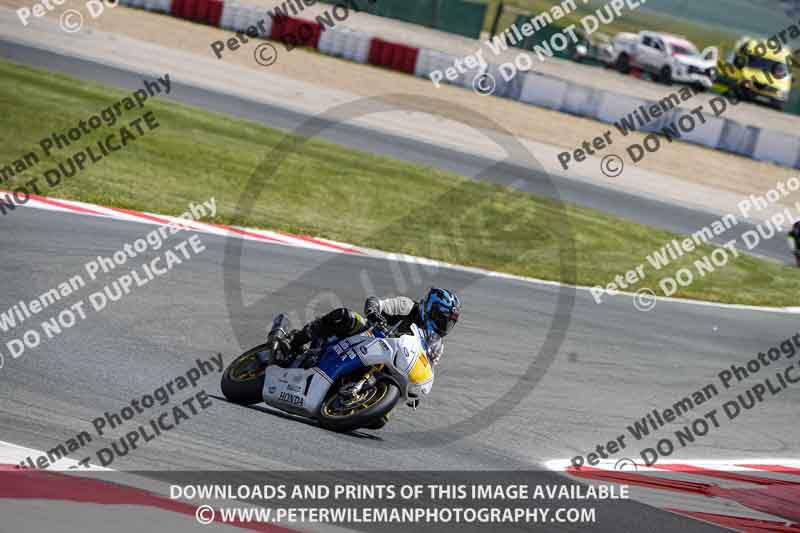 cadwell no limits trackday;cadwell park;cadwell park photographs;cadwell trackday photographs;enduro digital images;event digital images;eventdigitalimages;navarra;no limits trackdays;peter wileman photography;racing digital images;trackday digital images;trackday photos